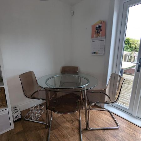 Single Room With Beautiful Garden EDI Exterior foto