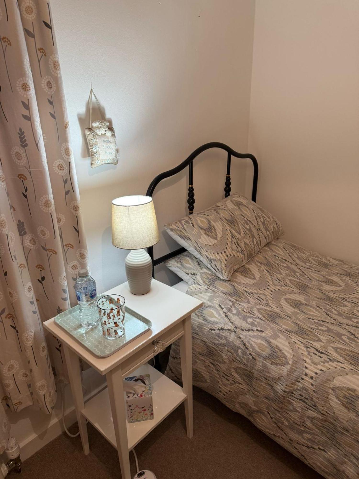 Single Room With Beautiful Garden EDI Exterior foto