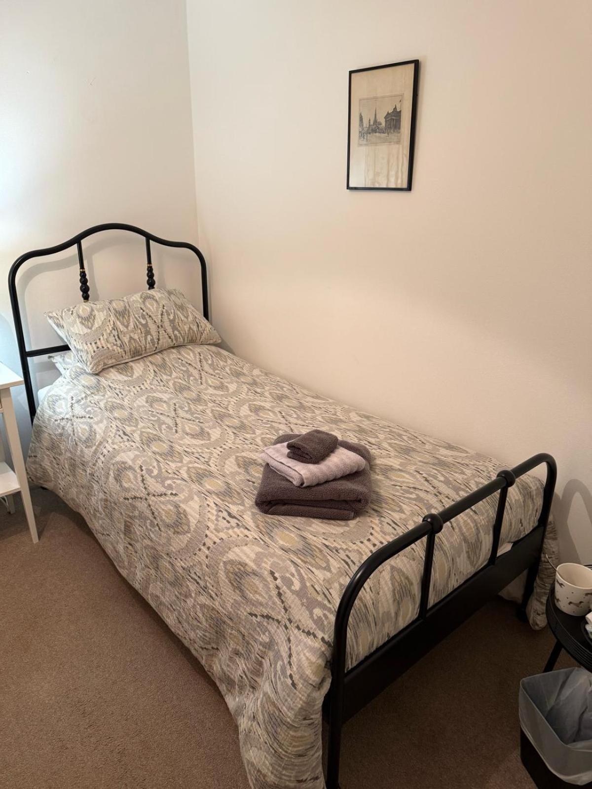 Single Room With Beautiful Garden EDI Exterior foto